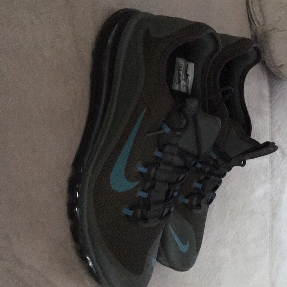 Brand new Nike Airmax